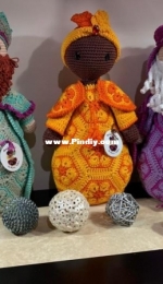 Amigurumis de la Casa de los Tejidos de Mamá Gallina - Romina Garza - Nacimiento Flor Africana Reyes magos  - Spanish