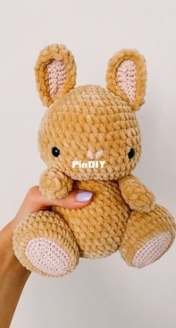 Scandi Grey - Daria Kirchkesner - Bunny Peach - German - Free