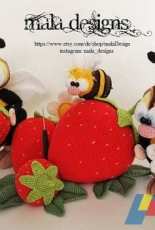 Mala Designs - Mandy Herrmann - Bees I