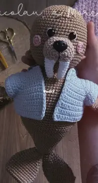 Azulie Croche - Viviane Larangeiras -  Nicolau the Walrus - Nicolau a Morsa - Portuguese