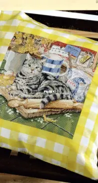 The Cats Whiskers - Delia Cat Cushion  by Geoff Tristram from Cross Stitch Gold 94 PCS