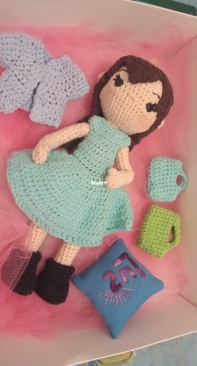 Amigurumi doll + accesories