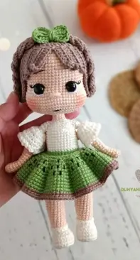 Dunyanin amigurumisi - Bilgenur Çamtosun - Kiwi Girl