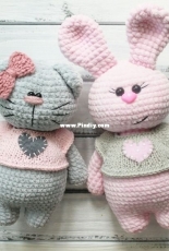 Isaeva Toys - Isaeva Ekaterina - Cat and a bunny Plumpy - Russian