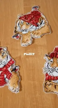 L8017 Christmas Tigers Toys kit of 3 pieces