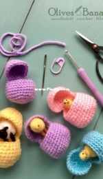 Olives and Bananas Fibre Art - Amy Vervoort - Opening Easter Eggs - Free