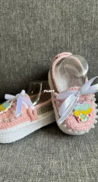 crocheted baby slippers