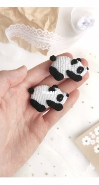 Crochet Pattern By Lily - Liliya Sharipova - Brooch Panda - Broche Panda - Spanish - Translated