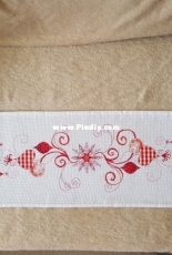 Red Christmas Decorations Table Runner