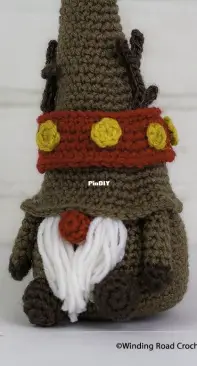 Winding Road Crochet - Lindsey Dale - Reindeer Gnome - Free