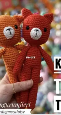 Pembedugmee - Tuğba Karenoğulları - Easy Fox - Kolay tilki - Turkish - Free
