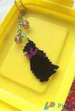 Delica beads: Miyuki: black cat