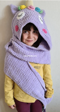 Hobbii Friends - Super Cute Design - Jennifer Santos -1011-204-1551 Unicorn Scarf - Free