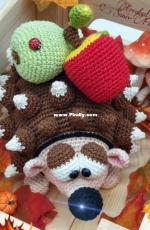 Sanis-Fitzereien - Sandra Schlehahn - Hedgehog - Russian - Translated