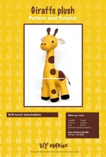 DIY Fluffies - Mariska Vos-Bolman -  Giraffe plush sewing pattern