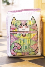 Sitting Kitty - Patchwork Cat by Durene Jones from The World of Cross Stitching TWOCS 272 XSD