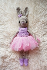 Amour Four Toulouse rabbit