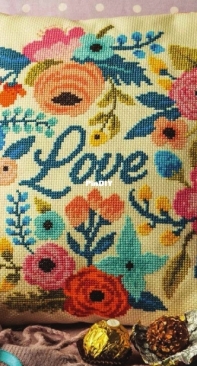Circle Of Love by Emma Congdon from Cross Stitcher 327 PCS + XSD