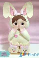 Maria Agulha - Soft Bunny Doll - Portuguese - Free