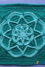 Crystals and Crochet  - Helen Shrimpton  - Spiro Star Flower - Dutch - Free
