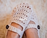Mon Petit Violon - Vita Apala - Ladies Milky Slippers
