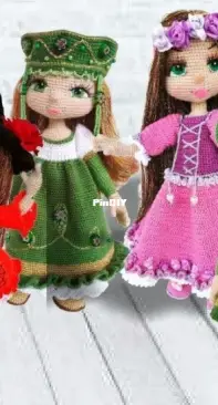 Elena Peshekhonova / Elena Kadulina - Елена Кадулина / Елена Пешехонова - Faraway Kingdom princess dolls - Russian