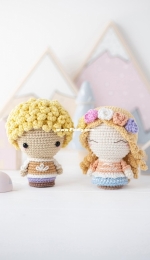 Mini Kingdom: Crochet 36 Tiny Amigurumi Royals! - Novytska, Olka