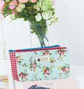 Ithink Sew - The Silvia Zipper Pouch
