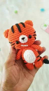 A little love everyday! - Paint It Colorful - Anitha Domacin - Amigurumi Tiger - Free