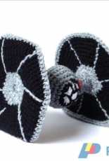 Mysterious Cats- Yoguiana - Ana Yogui -Star Wars Tie Fighter Crochet Pattern