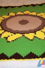 Crochet Couch - Kim Latshaw - Sunflower Afghan