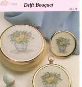 Framecraft Set 55 card 219 - Delft Bouquet