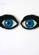 TheCurioCraftsRoom- Christa Veenstra - Crochet Eyes - English
