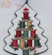 Sue Hillis Designs  "Christmas Spool Tree"