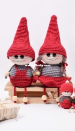 Hobbii Friends - The teasing elves Siv and Nælde - Free