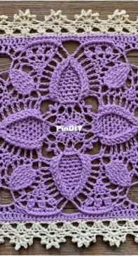 Draiguna- Julia Hart - Easter Egg Square - Free