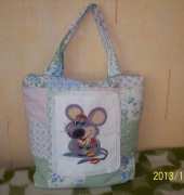 Mouse embroidered bag