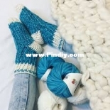 Mjs off the Hook Designs -- Michelle Moore - Itty Bitty Ribbed Slipper Socks