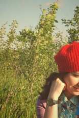 Red Almond Beret by Anny Shiver-Free