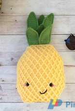 Spin a Yarn Crochet - Jillian Hewitt - Pineapple Plushie - Free