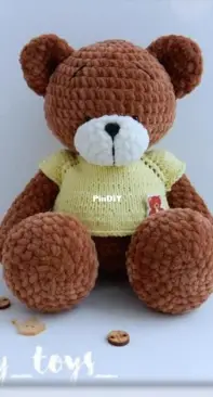 Tory Toys - Viktoriya Munteanu - My Bear Crochet Bear and Knitted Sweater