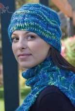 Snuggle Up Hat & Scarf by Susie Bonell -Free