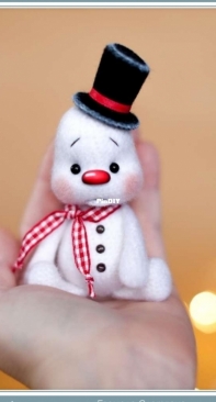 Toysbygromsvet  - Svetlana Gromova  - Snowman With a Hat - Russian
