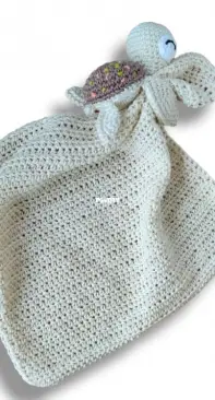 Crochet turtle blanket rattler