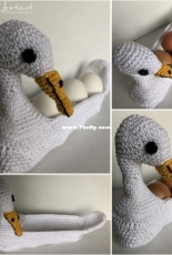 Miss / Mrs Hooked - Carla Bron - Hansie Goose Egg Holder - Dutch - Free