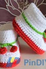 The Cosy Crochet Nook - Miss Jinty Designs - Jinty Lyons - Cherry Baby Booties - Free