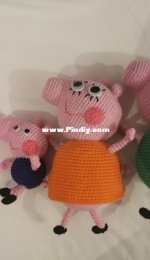 Peppa pig oink oink - peppa and family
