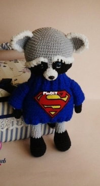 Knitt Angel - Elena Lozan-Maslakova - Toy Racoon or Fox