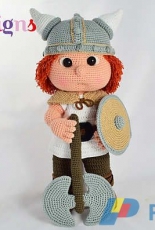 Havva Unlu - Tommy with Viking Costume - Spanish