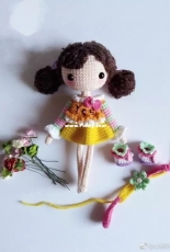 Xin Yi  Wan Ou Handmade - Little Sweet Girl - Chinese